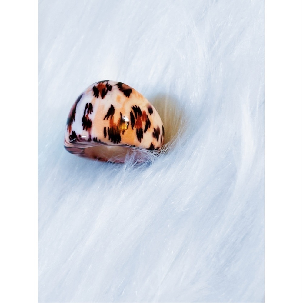 Leopard print statement ring NWT - Picture 2 of 4